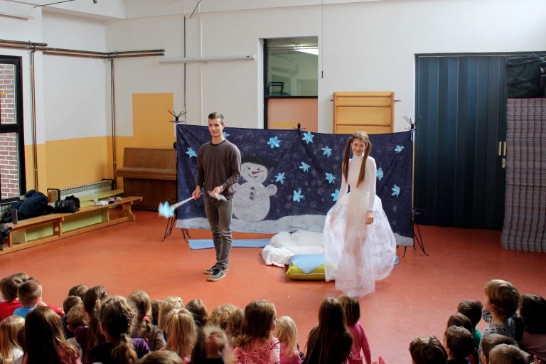 PREDSTAVA “ZIMSKA BAJKA”