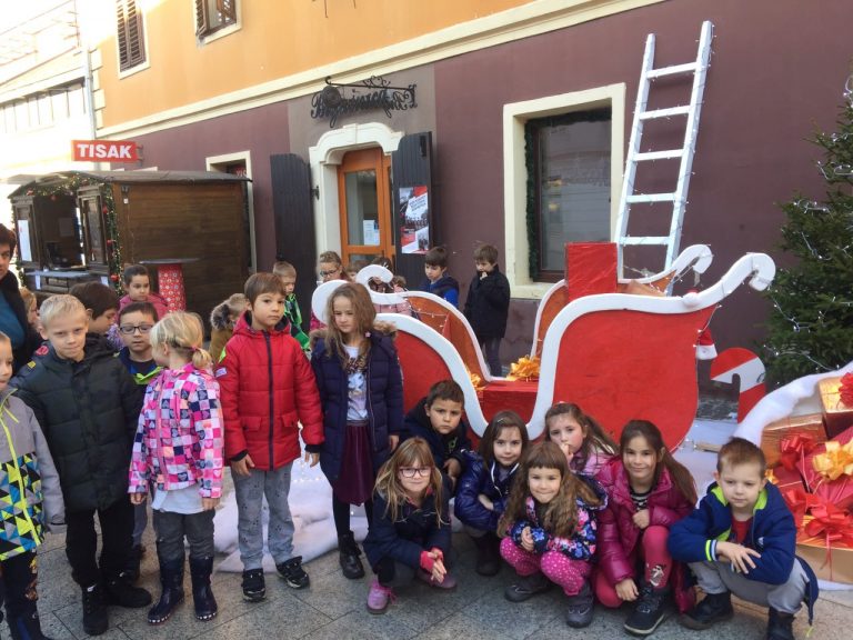 LOPTICE TRAŽE DJEDA MRAZA