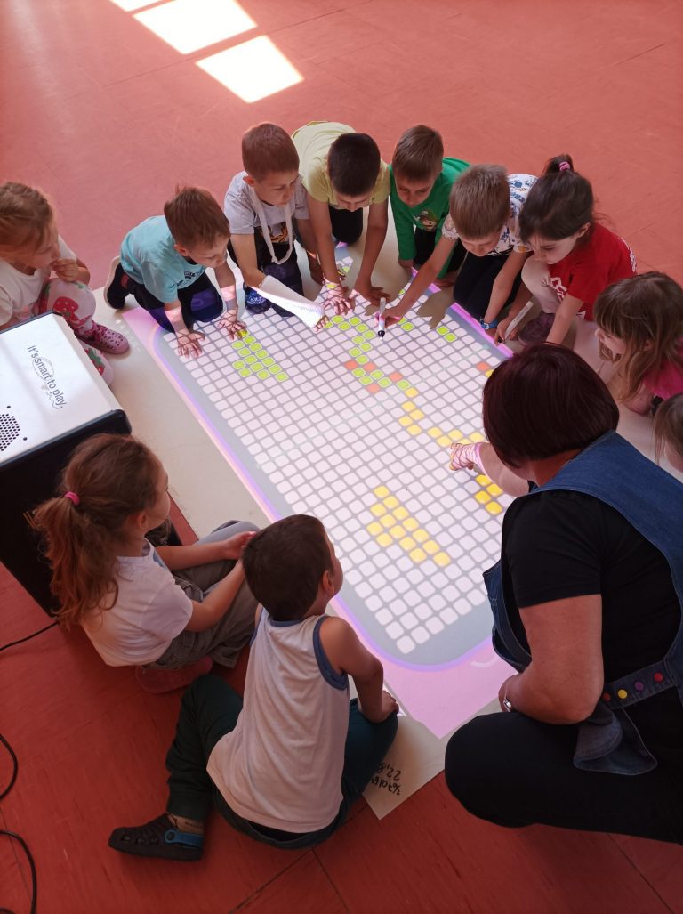 U Dječjem vrtiću Cipelica djeca i odgojitelji upoznali su se s multimedijskim, interaktivnim alatom