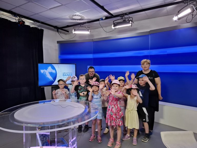 PO “Zvjezdice” posjetio sjedište HRT-a u Čakovcu