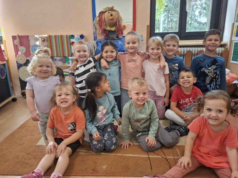 “Zečići” izrađuju strašila