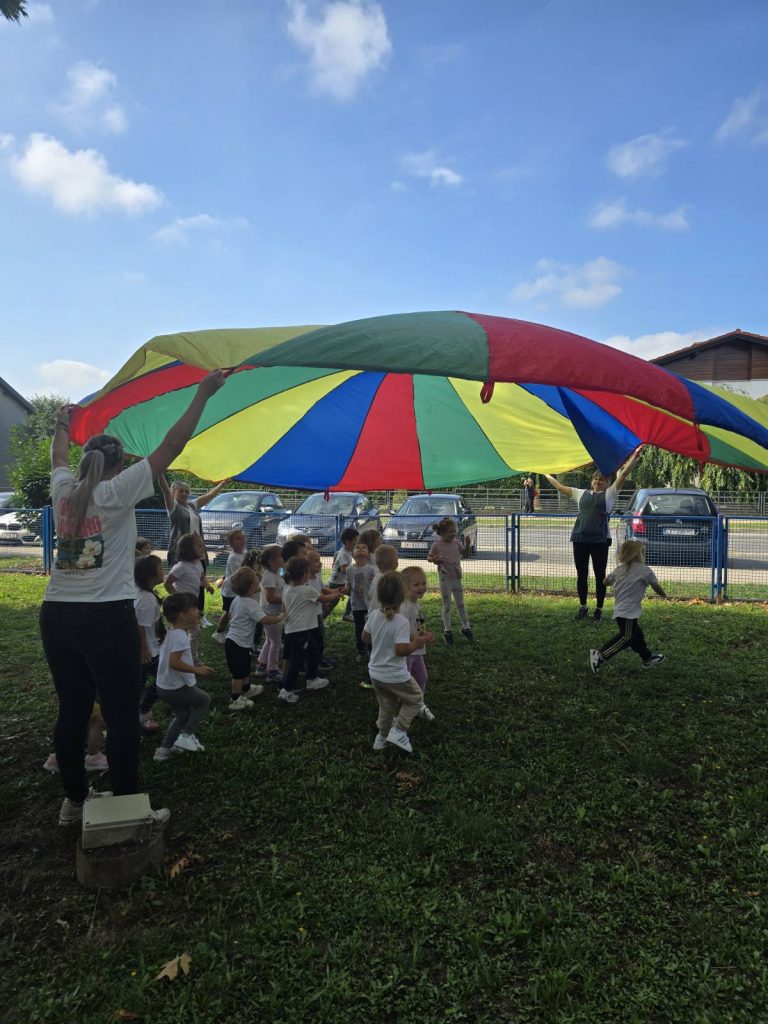 Radionica pranja zubića i obilježavanje Hrvatskog olimpijskog dana u skupini “Listići”