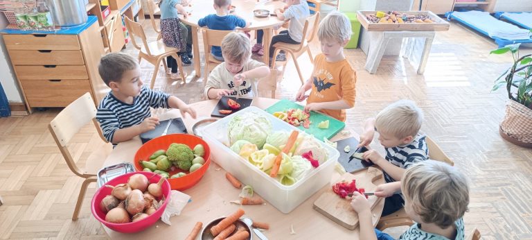 Izrada zimnice u skupini “Listići”