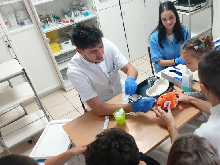 POSJET VI.A SKUPINE “SLATKIŠI” SREDNOJ ŠKOLI ČAKOVEC