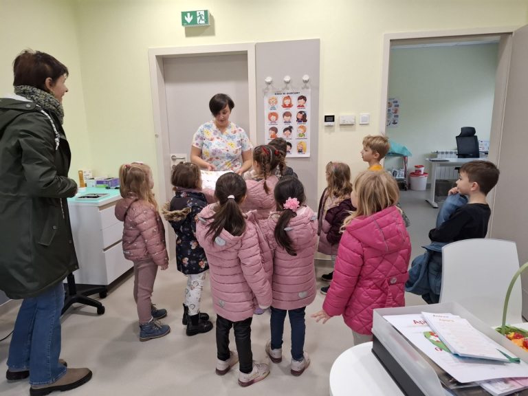 Posjet pedijatrijskoj ordinaciji u sklopu projekta “Upoznajmo grad Čakovec -grad u očima Bambimalaca”