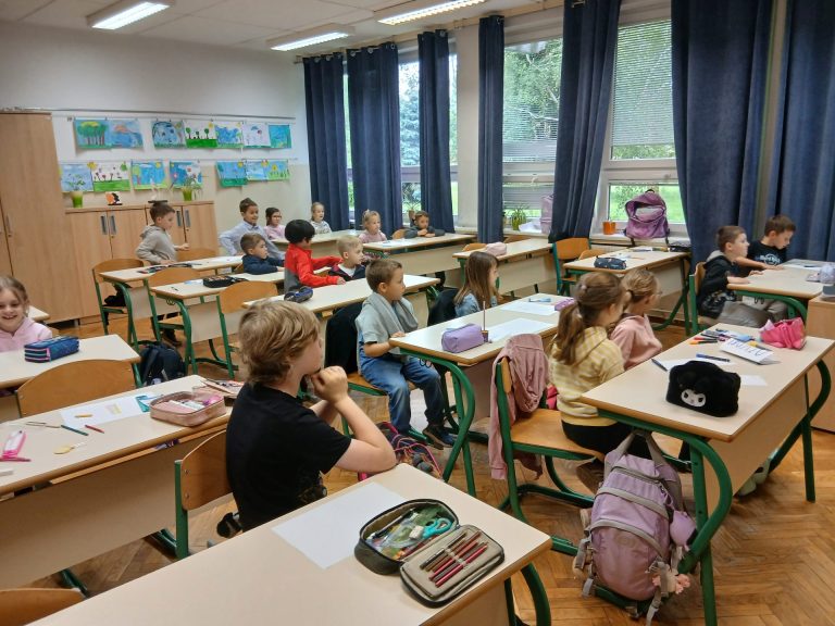 Posjet VI. b skupine “Bubice” matičnog objekta Dječjeg vrtića Cipelica III. osnovnoj školi Čakovec