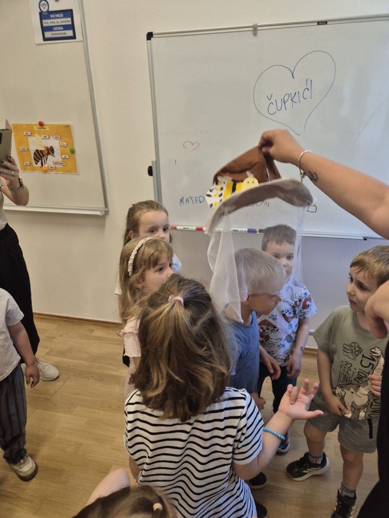 “Listići” sudjelovali u radionici  “Let it Bee” u sklopu 4. STEAM festivala A-HA