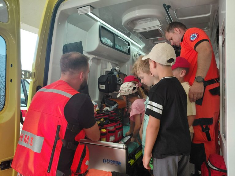 VI. b skupina “Žireki” posjetila Zavod za hitnu medicinu